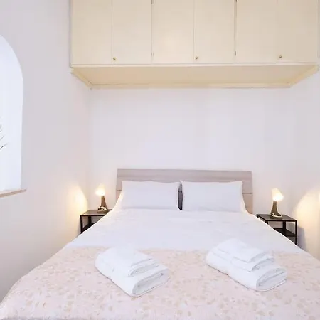 Tuscolana Blu - Grazioso Monolocale * Rome