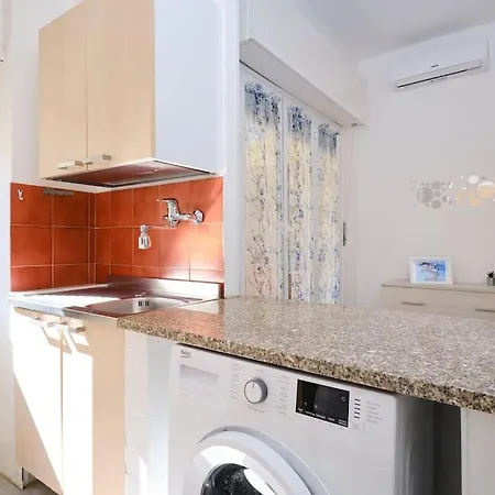 Apartment Tuscolana Blu - Grazioso Monolocale *