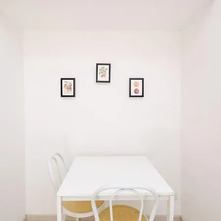 Tuscolana Blu - Grazioso Monolocale Apartment Rome